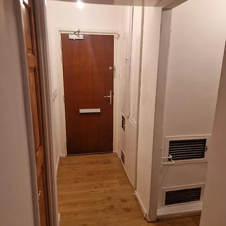 A Lovely Two Bedrooms Flat Londra Esterno foto
